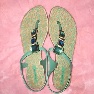 American Eagle blue sandals